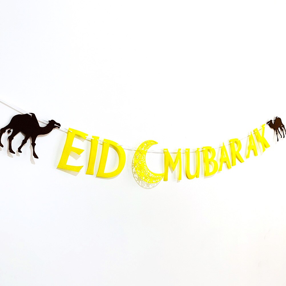 Eid Mubarak Felt Banner with 2 Camels and Crescent